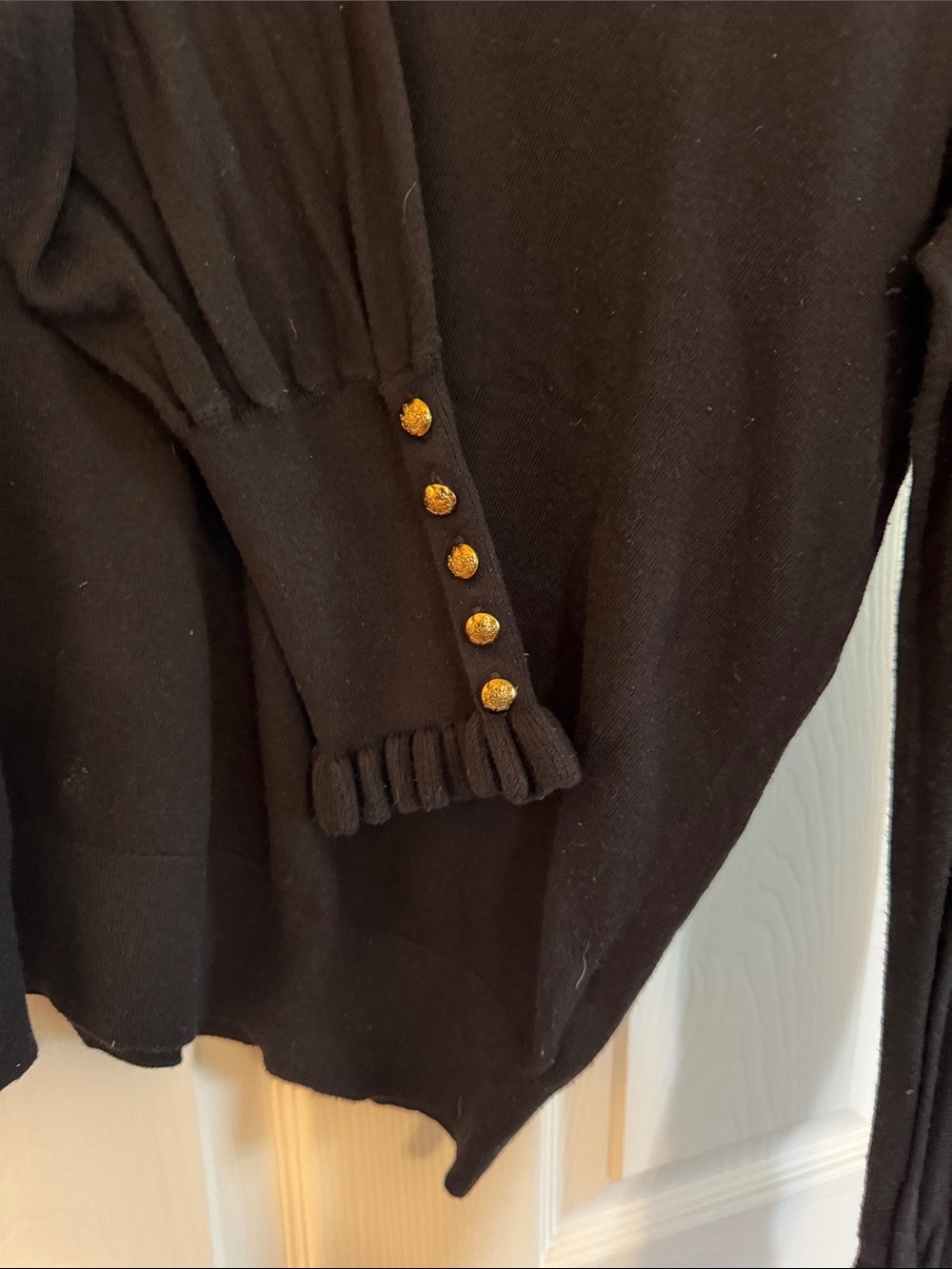 Lauren Ralph Lauren Black V-Neck Ruffle Cuff Sweater - Picture 4 of 8